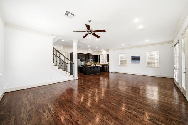 8760 Kempwood Drive, Houston, TX 77080