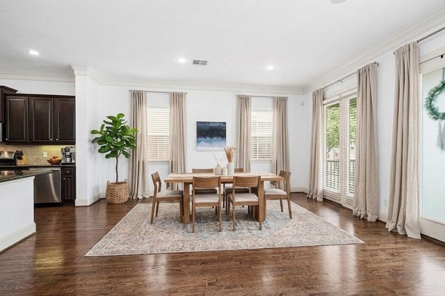 8760 Kempwood Drive, Houston, TX 77080