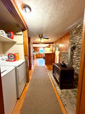 2690 Glensboro Road, Lawrenceburg, KY 40342