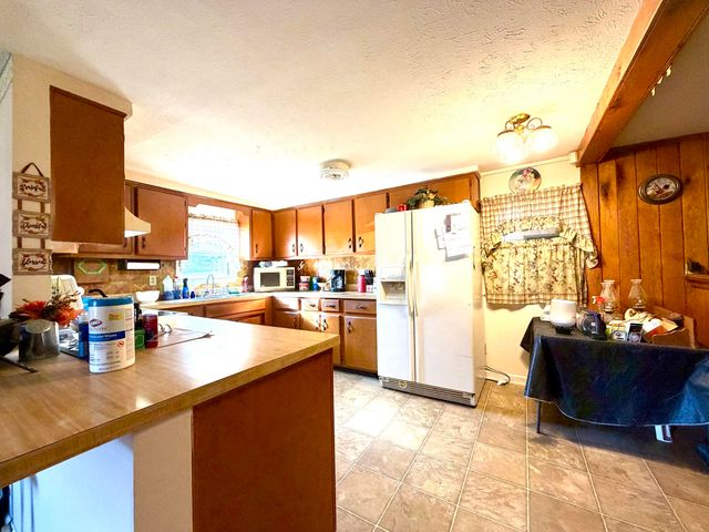 2690 Glensboro Road, Lawrenceburg, KY 40342