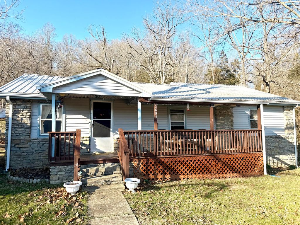 2690 Glensboro Road, Lawrenceburg, KY 40342