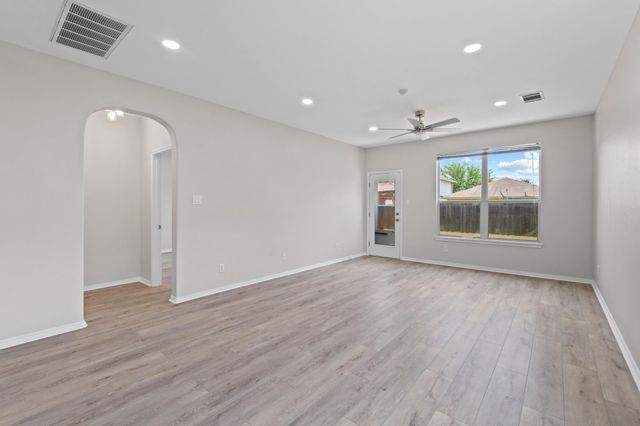 3207 Wickham LN, Austin, TX 78725