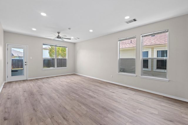 3207 Wickham LN, Austin, TX 78725