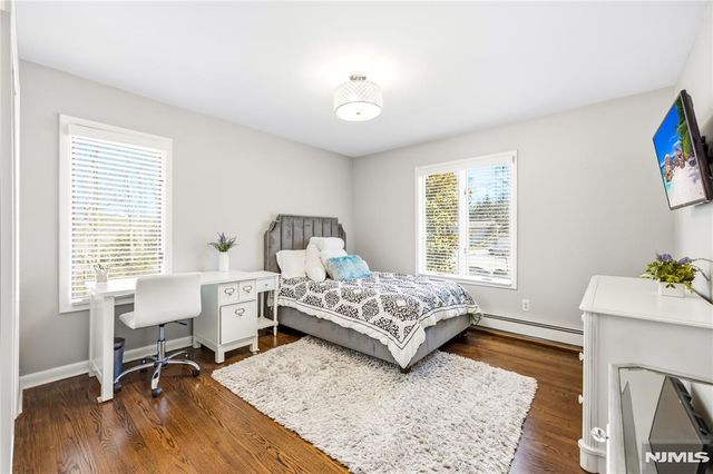 19 Ivy Place, Upper Saddle River, NJ 07458