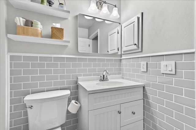 5328 Whitney Court, Crestview, FL 32536