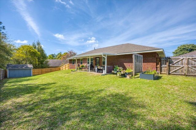 5328 Whitney Court, Crestview, FL 32536