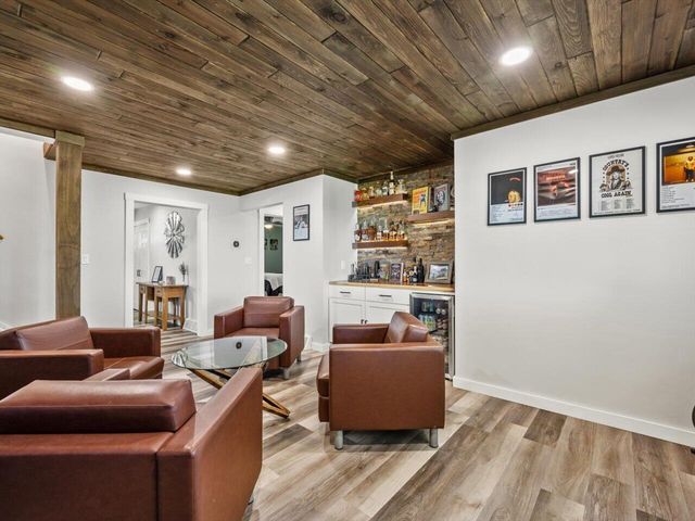 W334S7837 County Road E, Mukwonago, WI 53149