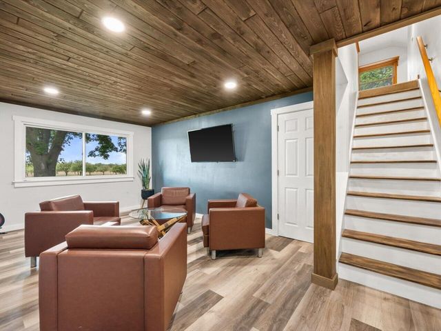 W334S7837 County Road E, Mukwonago, WI 53149