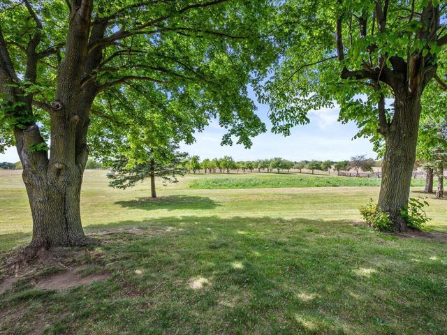W334S7837 County Road E, Mukwonago, WI 53149