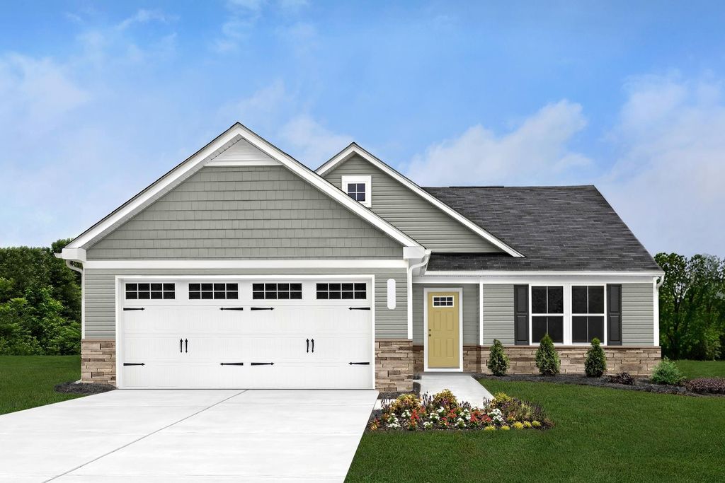 12 MONTVUE DR, Fishersville, VA 22939