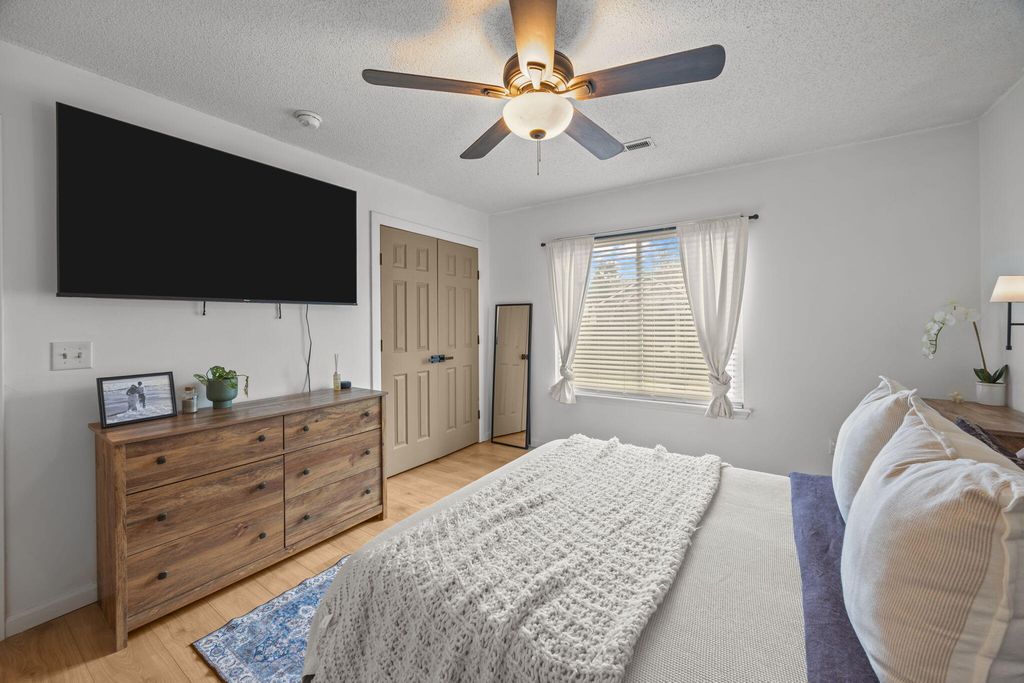 Image 24 of property listing at 1019 Douglas Wayne Road, Summerville, SC 29486