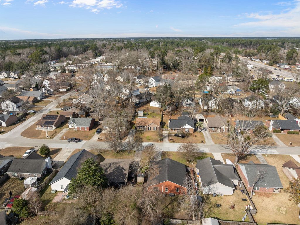 Image 42 of property listing at 1019 Douglas Wayne Road, Summerville, SC 29486