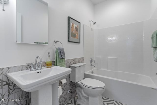 87001 Beaux Vue Court, Diamondhead, MS 39525