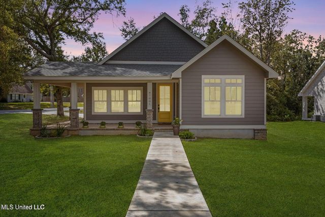 87001 Beaux Vue Court, Diamondhead, MS 39525