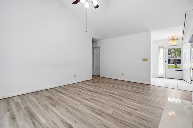 106 Sharon Ct., Conway, SC 29526