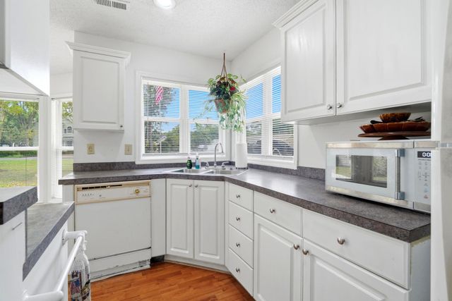 106 Sharon Ct., Conway, SC 29526