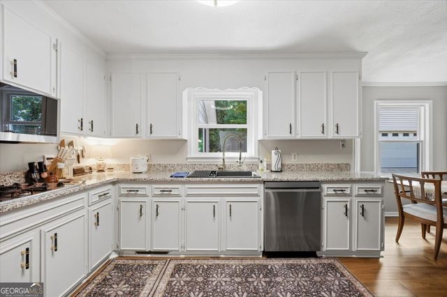 1434 Craddock Way, Macon, GA 31210
