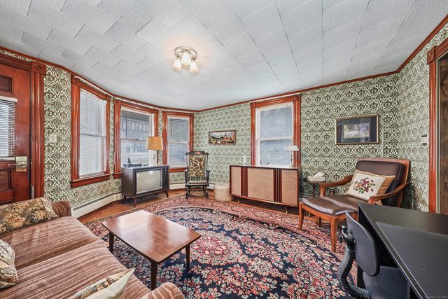 7 Kearney Street, Plymouth, CT 06786