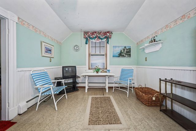 7 Kearney Street, Plymouth, CT 06786