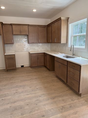 3012 Timberdale Dr, Clarksville, TN 37042