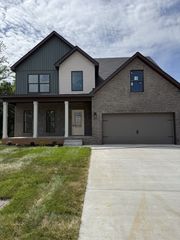 3012 Timberdale Dr, Clarksville, TN 37042