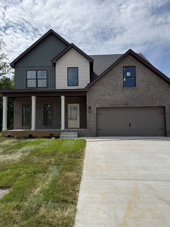 3012 Timberdale Dr, Clarksville, TN 37042