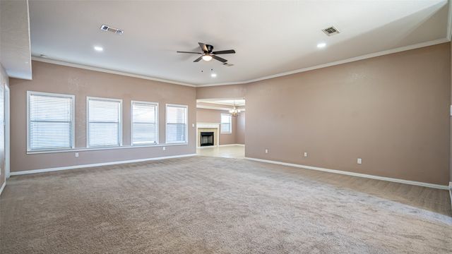 622 Parker Lane, Granbury, TX 76048