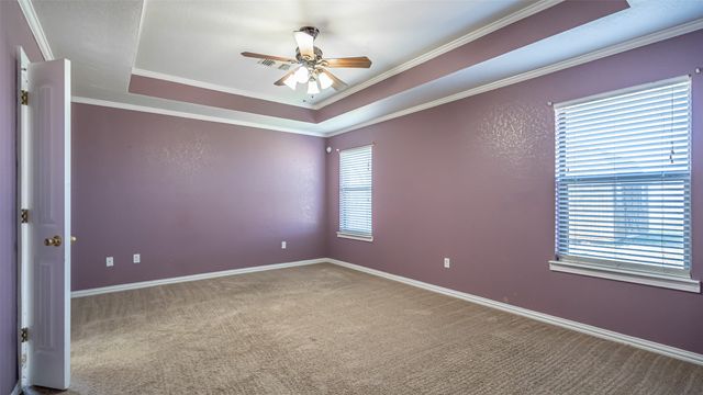 622 Parker Lane, Granbury, TX 76048