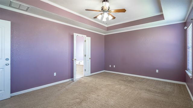 622 Parker Lane, Granbury, TX 76048