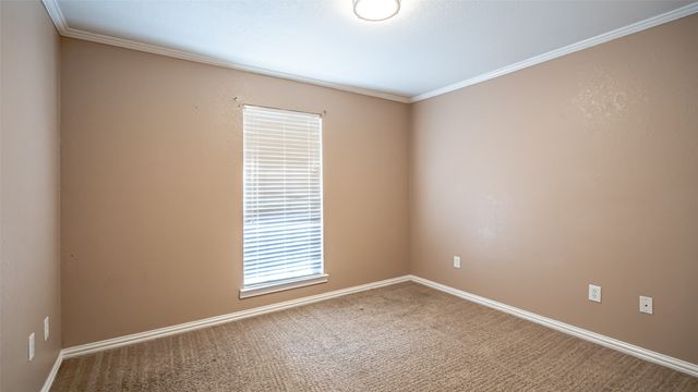 622 Parker Lane, Granbury, TX 76048