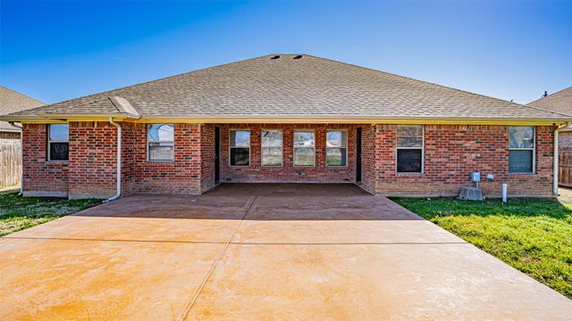 622 Parker Lane, Granbury, TX 76048