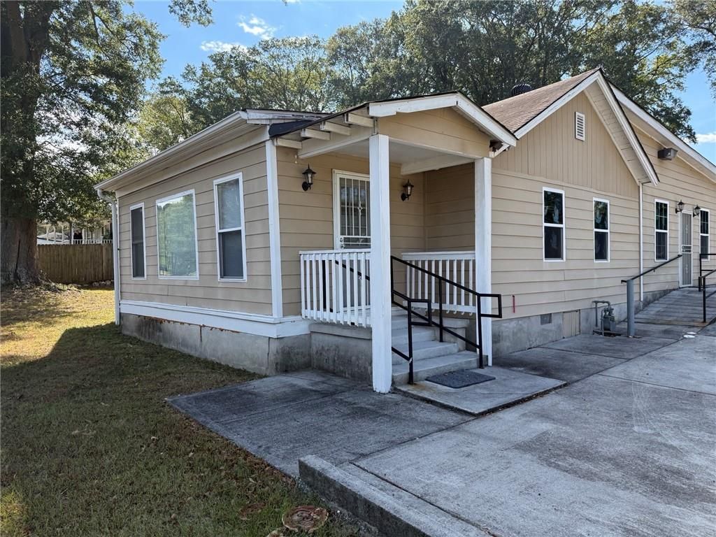 7483 COVINGTON Highway, Lithonia, GA 30058