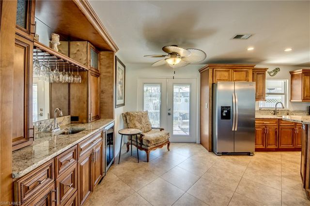 1122 El Dorado PKWY E, Cape Coral, FL 33904