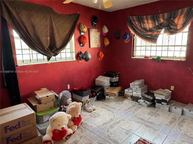 19133 NW 35th Avenue, Miami Gardens, FL 33056