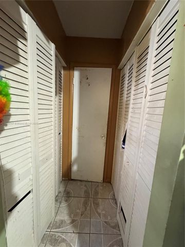 19133 NW 35th Avenue, Miami Gardens, FL 33056