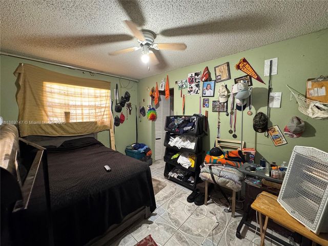 19133 NW 35th Avenue, Miami Gardens, FL 33056