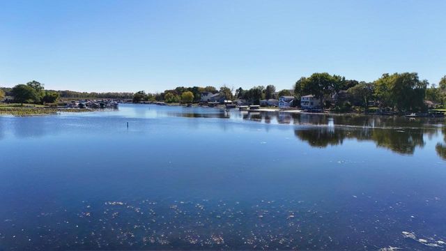 5393 Westport Road, Madison, WI 53704