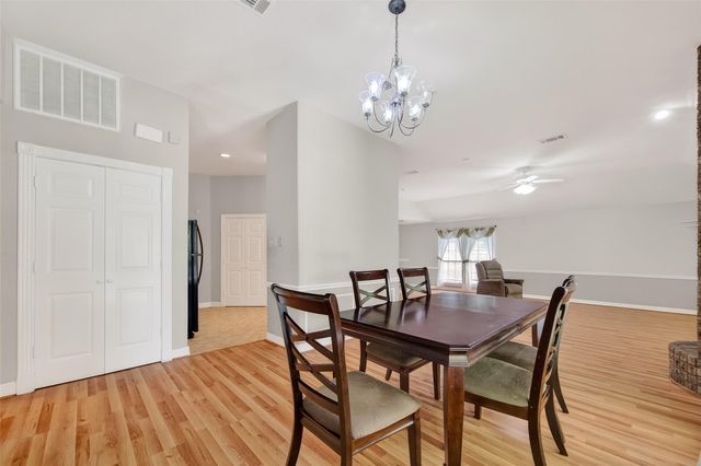 4418 Glen Avon Drive, Pasadena, TX 77505