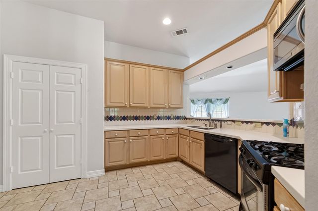 4418 Glen Avon Drive, Pasadena, TX 77505