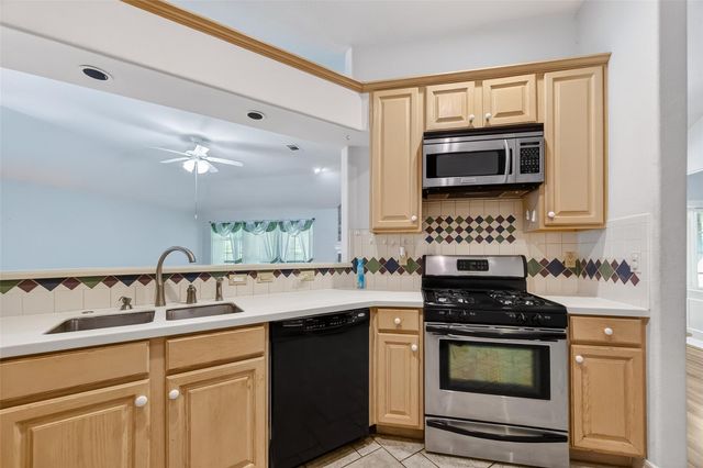 4418 Glen Avon Drive, Pasadena, TX 77505