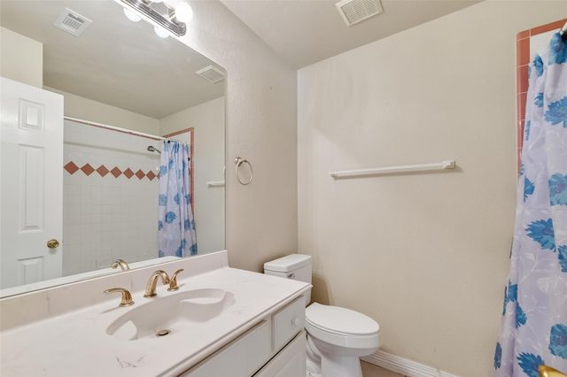 4418 Glen Avon Drive, Pasadena, TX 77505