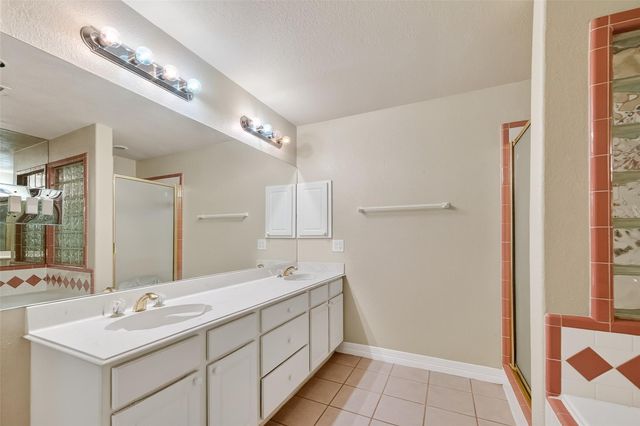 4418 Glen Avon Drive, Pasadena, TX 77505