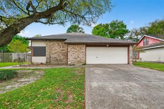 4418 Glen Avon Drive, Pasadena, TX 77505
