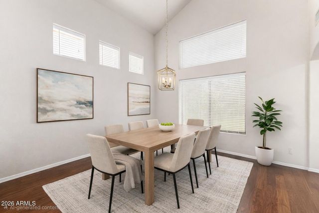 2381 E AUGUSTA Avenue, Chandler, AZ 85249