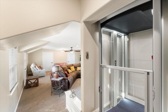 208 Cape Shore Drive, Mabank, TX 75143