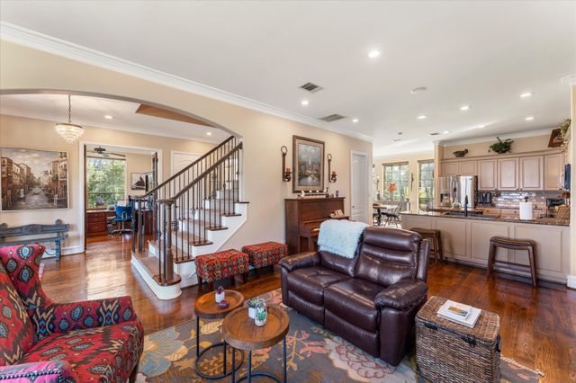 208 Cape Shore Drive, Mabank, TX 75143