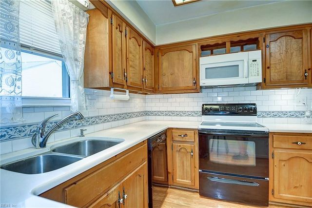 5329 Denver DR, Virginia Beach, VA 23464