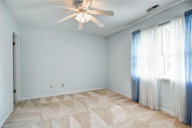 5329 Denver DR, Virginia Beach, VA 23464
