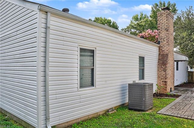 5329 Denver DR, Virginia Beach, VA 23464