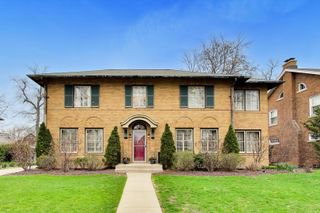 10041 S Hoyne Avenue, Chicago, IL 60643